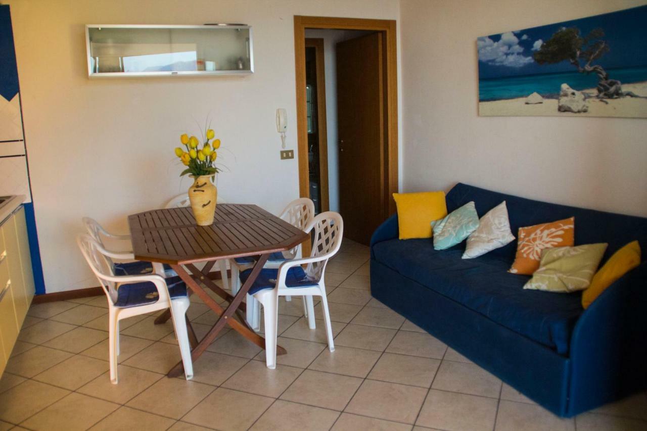 Relax Vista Lago Villanuova sul clisi Ngoại thất bức ảnh